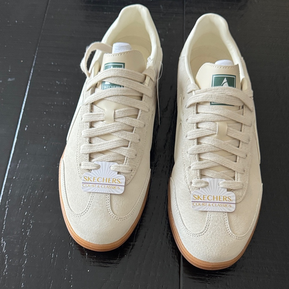 Skechers Men's Cream Sneakers